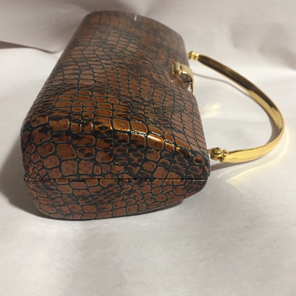 Nwot Rubberized Python Embossed Leather Clutch - image 7